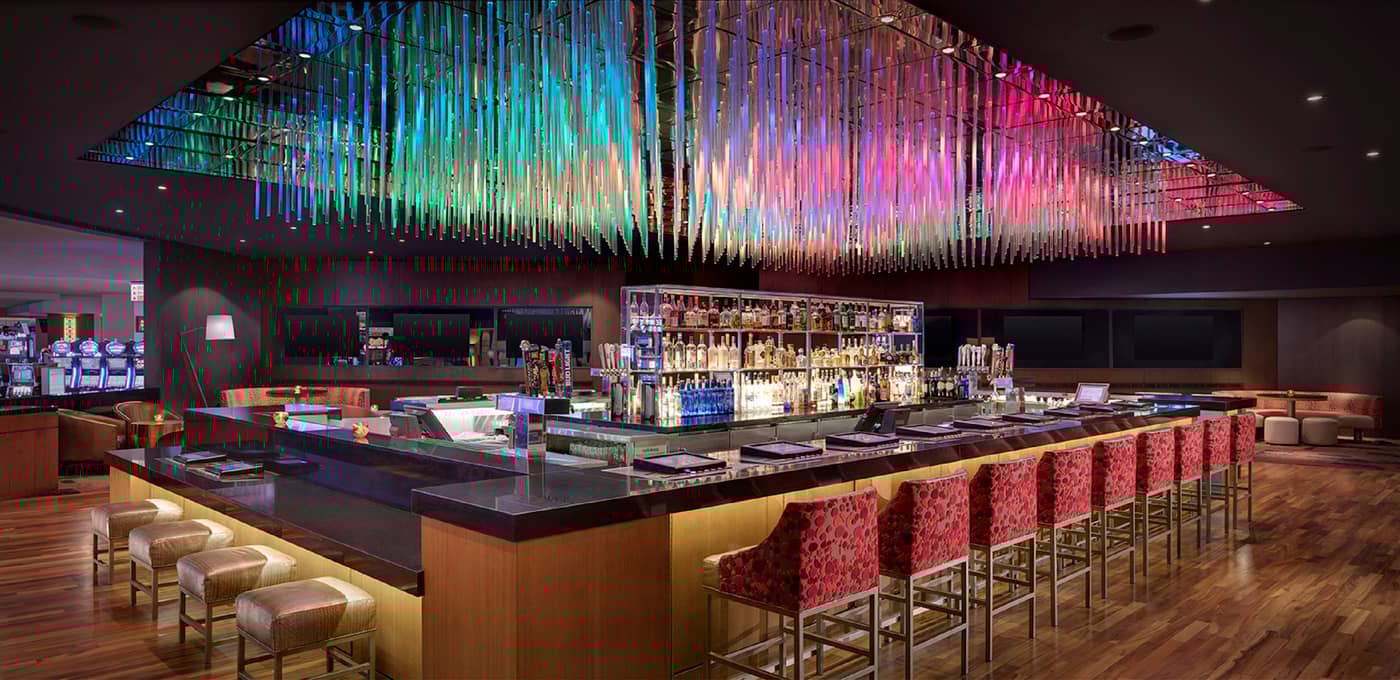 Luxor-Hotel-and-Casino-Bar-14
