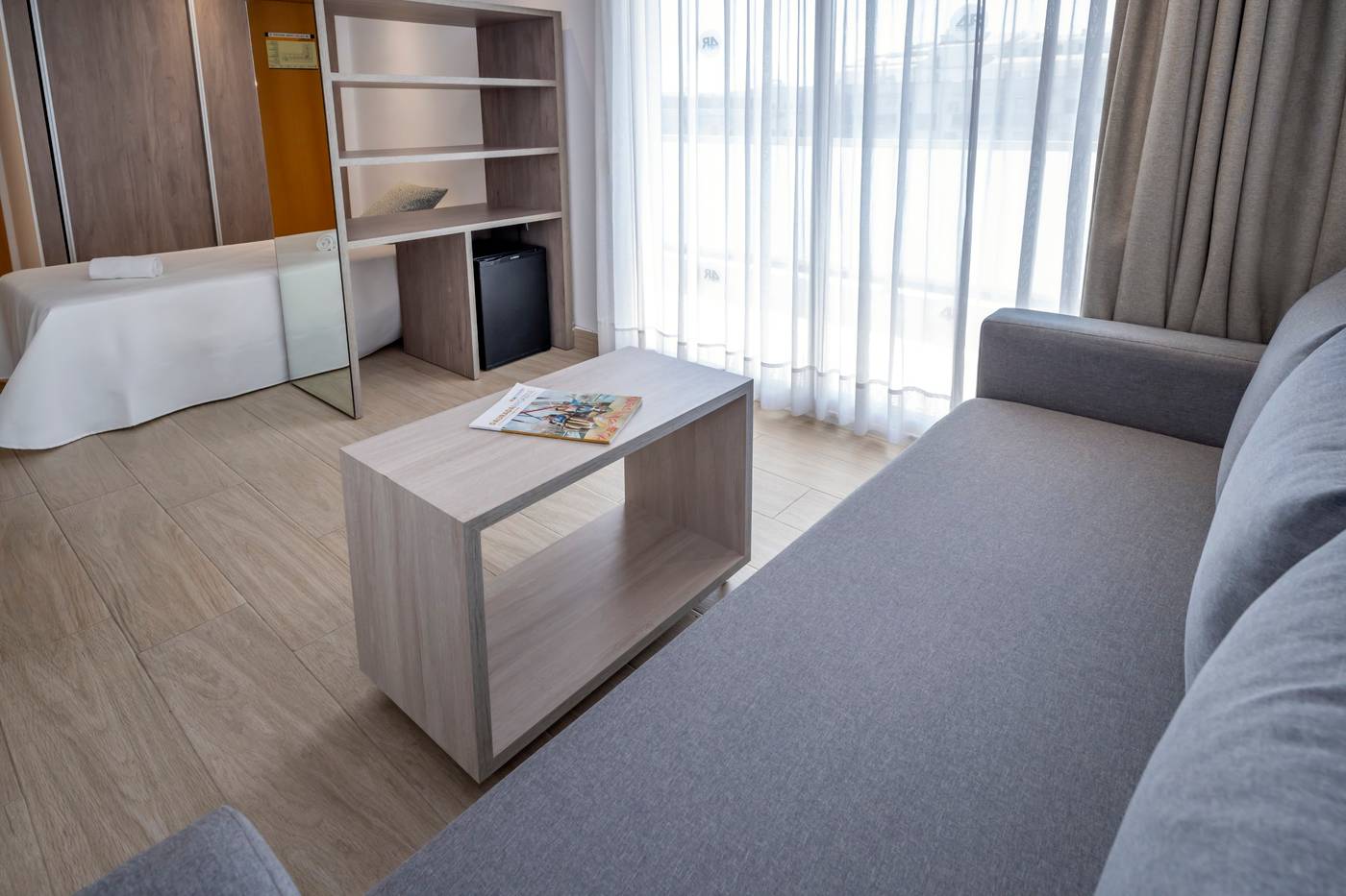 4R-Salou-Park-Resort-II-Room-23