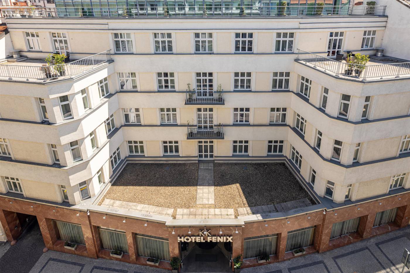 K-K-Hotel-Fenix-General-view-2