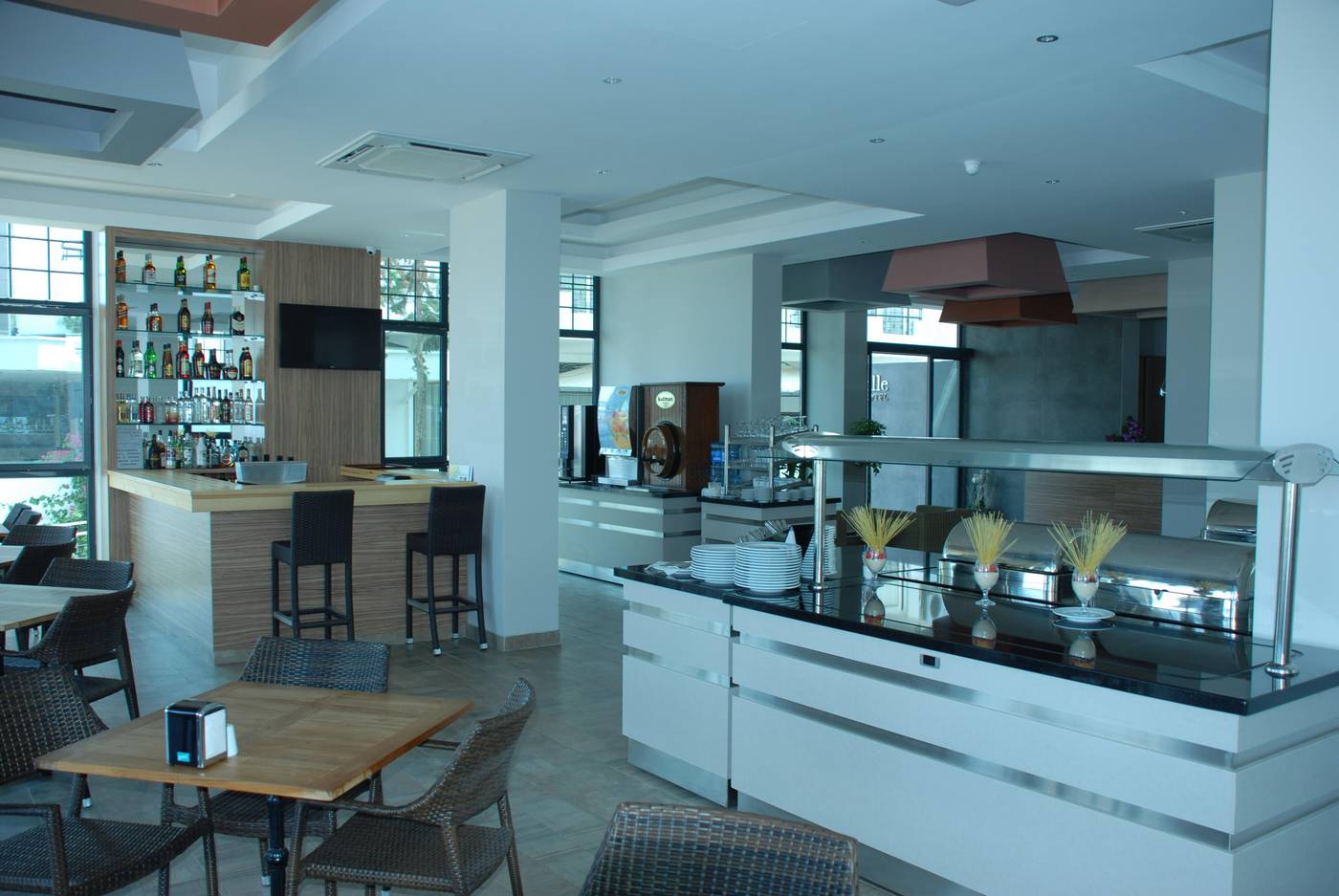 Begonville-Beach-Hotel-Restaurant-16