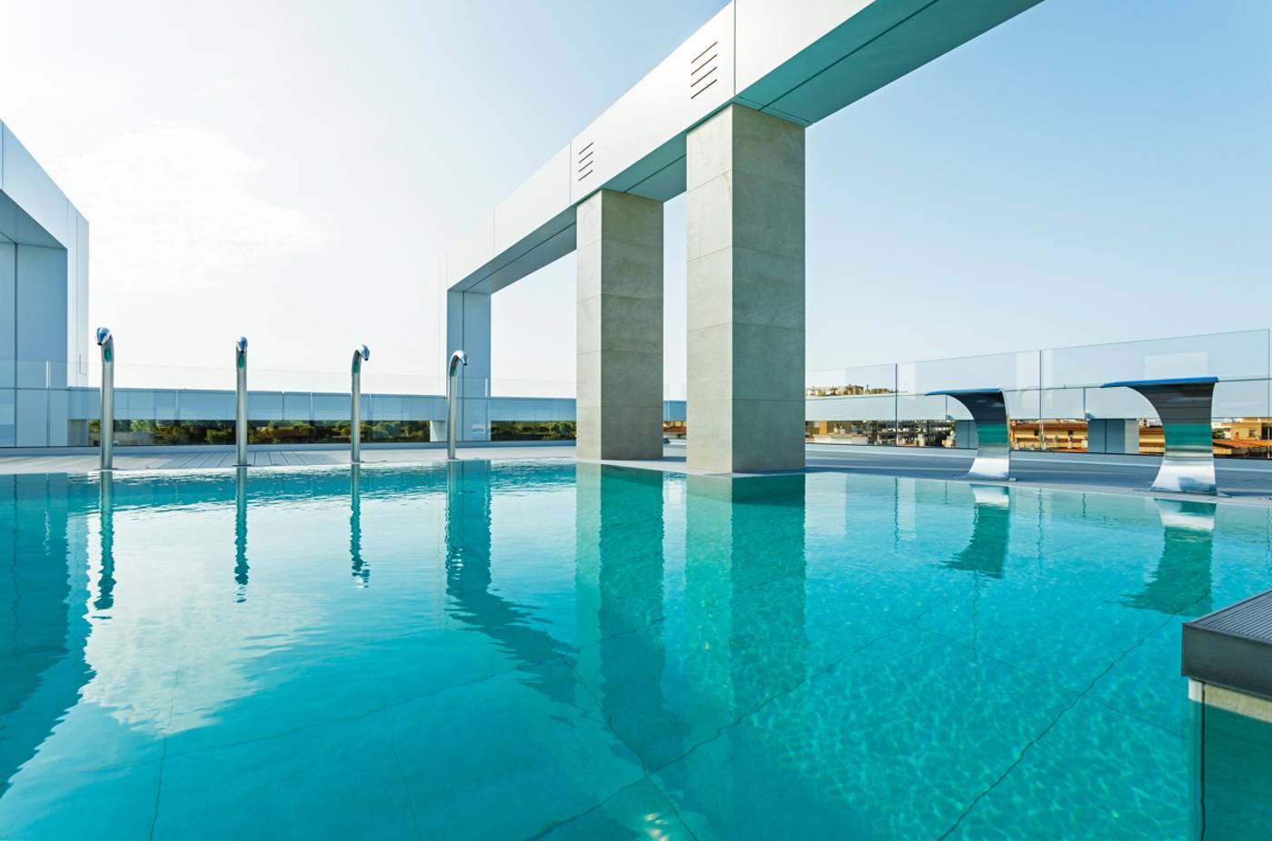 Olympus-Palace-Hotel-Pool-3