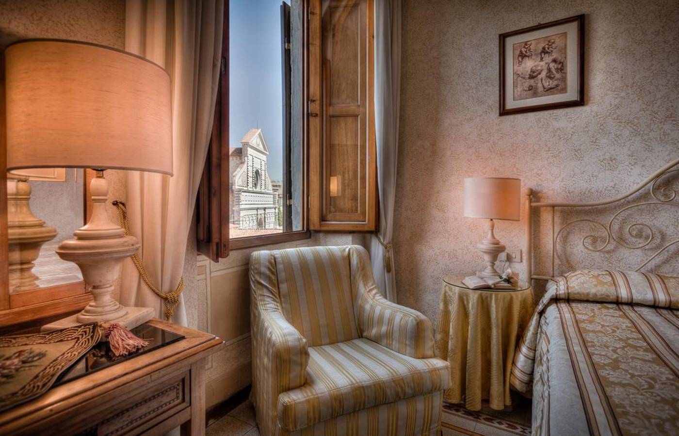 Palazzo-Dal-Borgo-Room-20