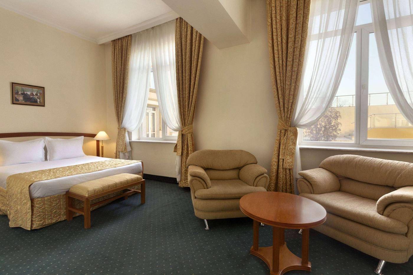 Ramada-Plovdiv-Trimontium-Room-13