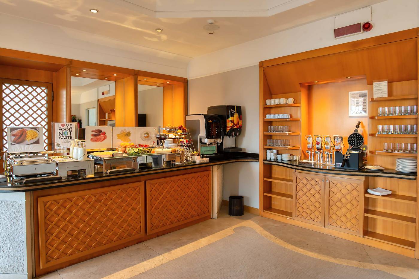 Hotel-Tritone-Restaurant-16