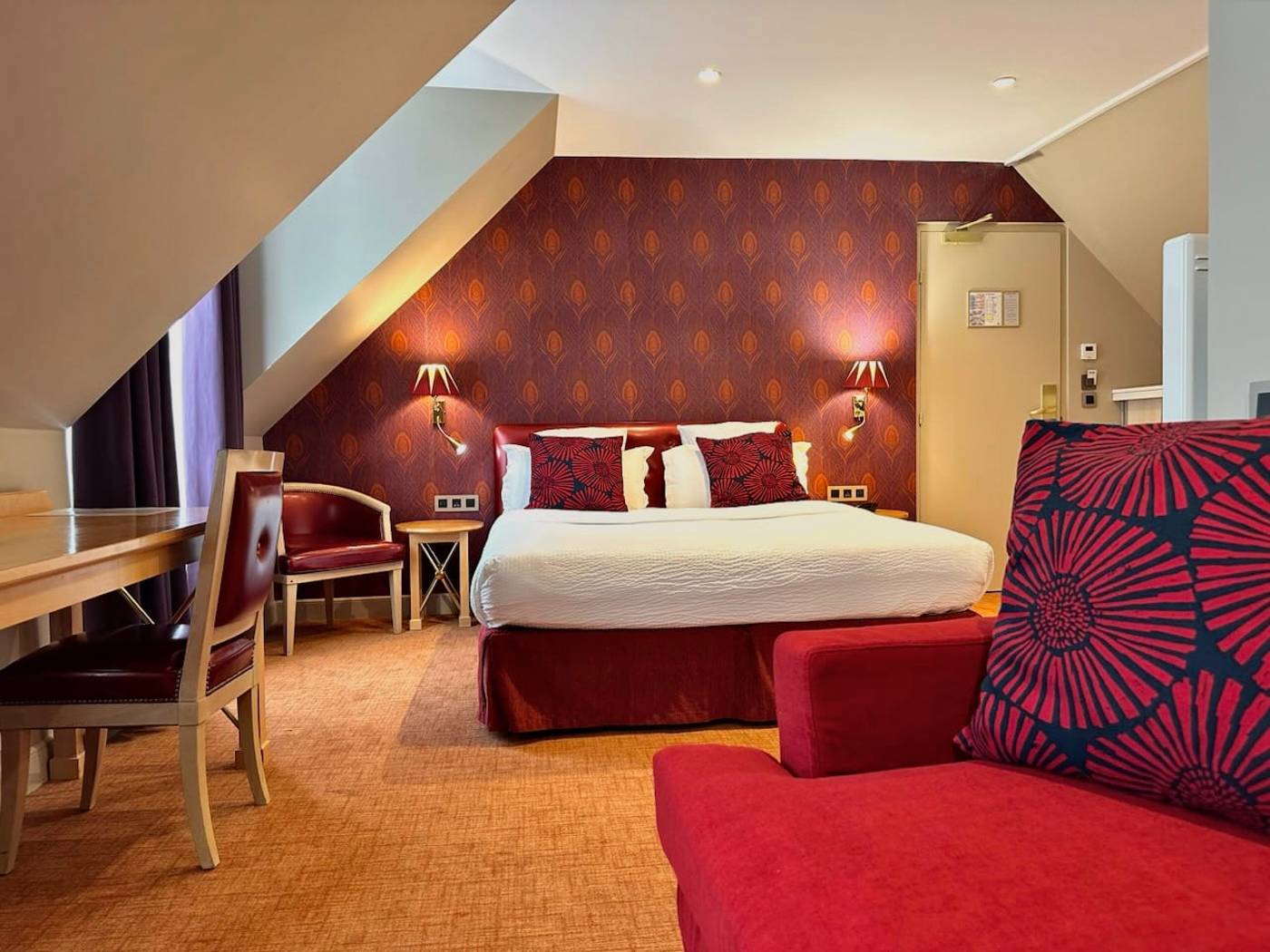 Central-Saint-Germain-Room-5