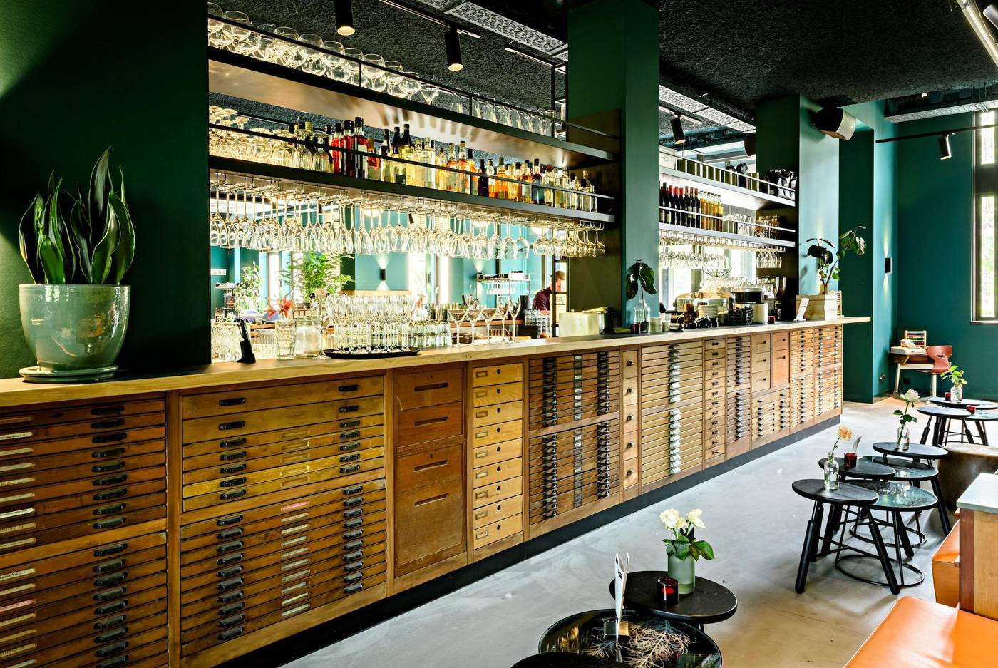 Conscious-Hotel-Westerpark-Bar-4