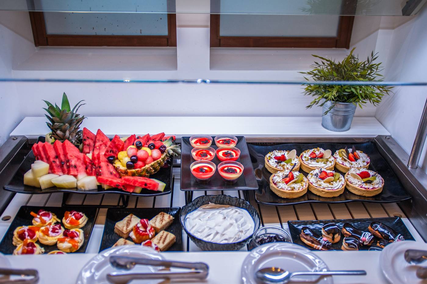 Lily-Ann-Village-Restaurant-47