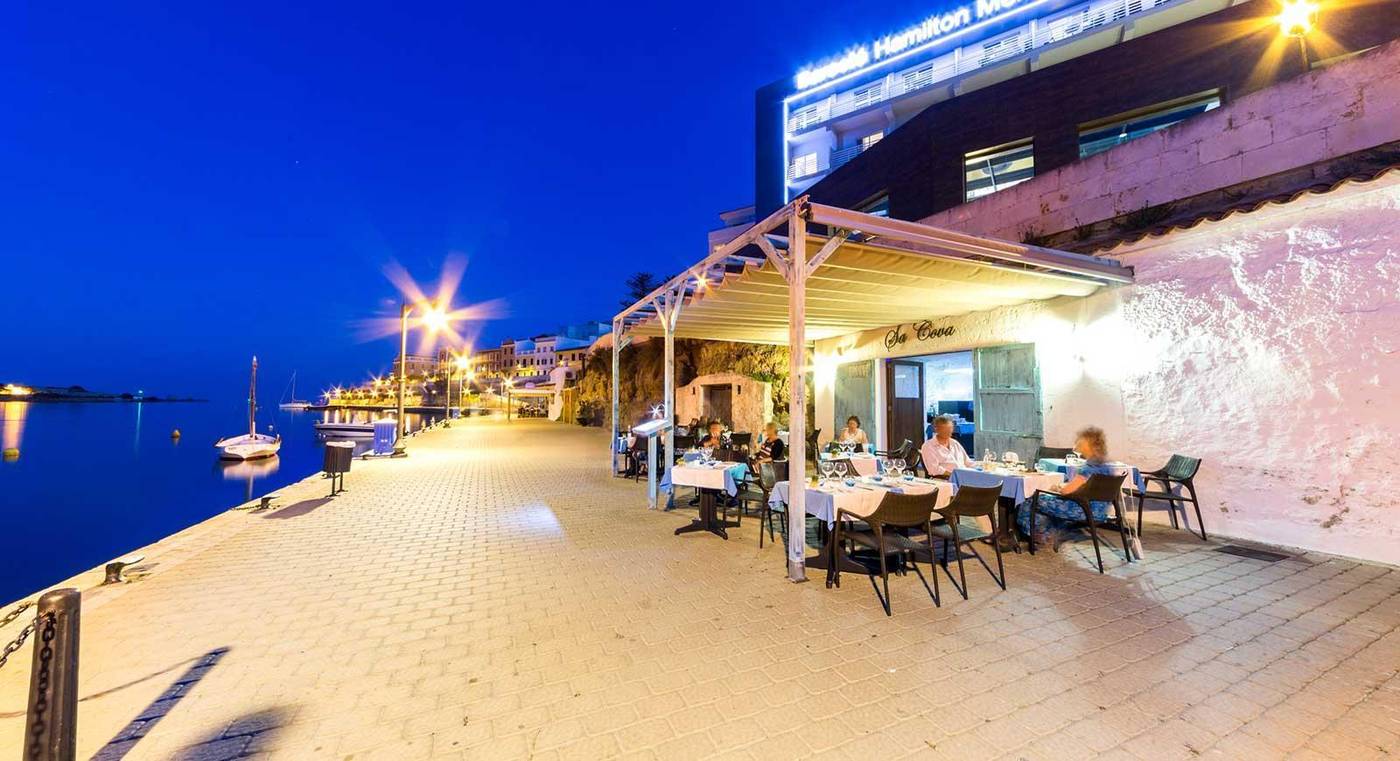 Barcel-----Hamilton-Menorca-Restaurant-9