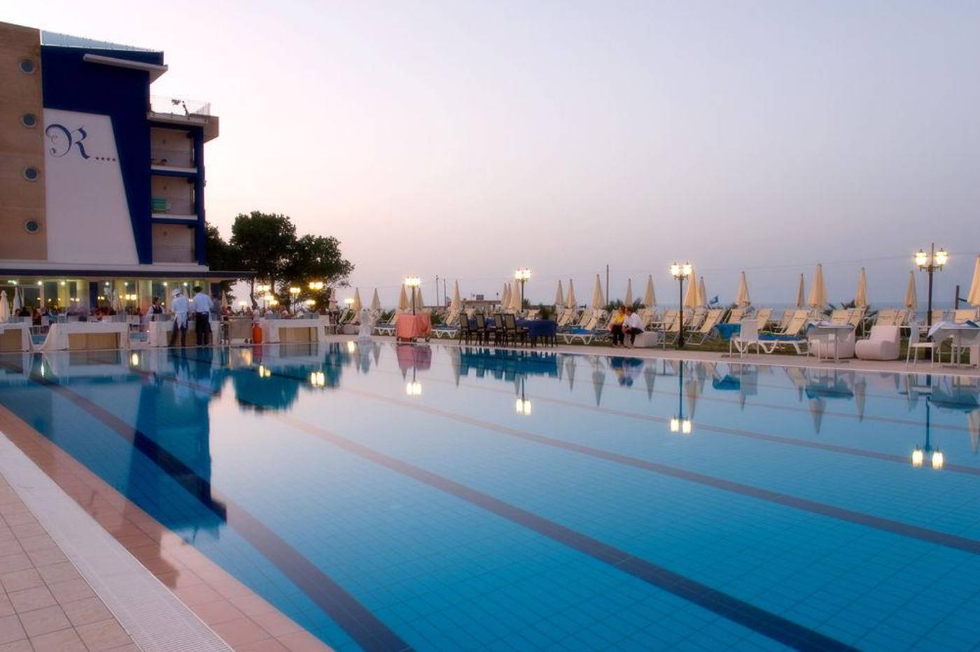 Roses-Italy-ROSETO DEGLI ABRUZZI -General view-3