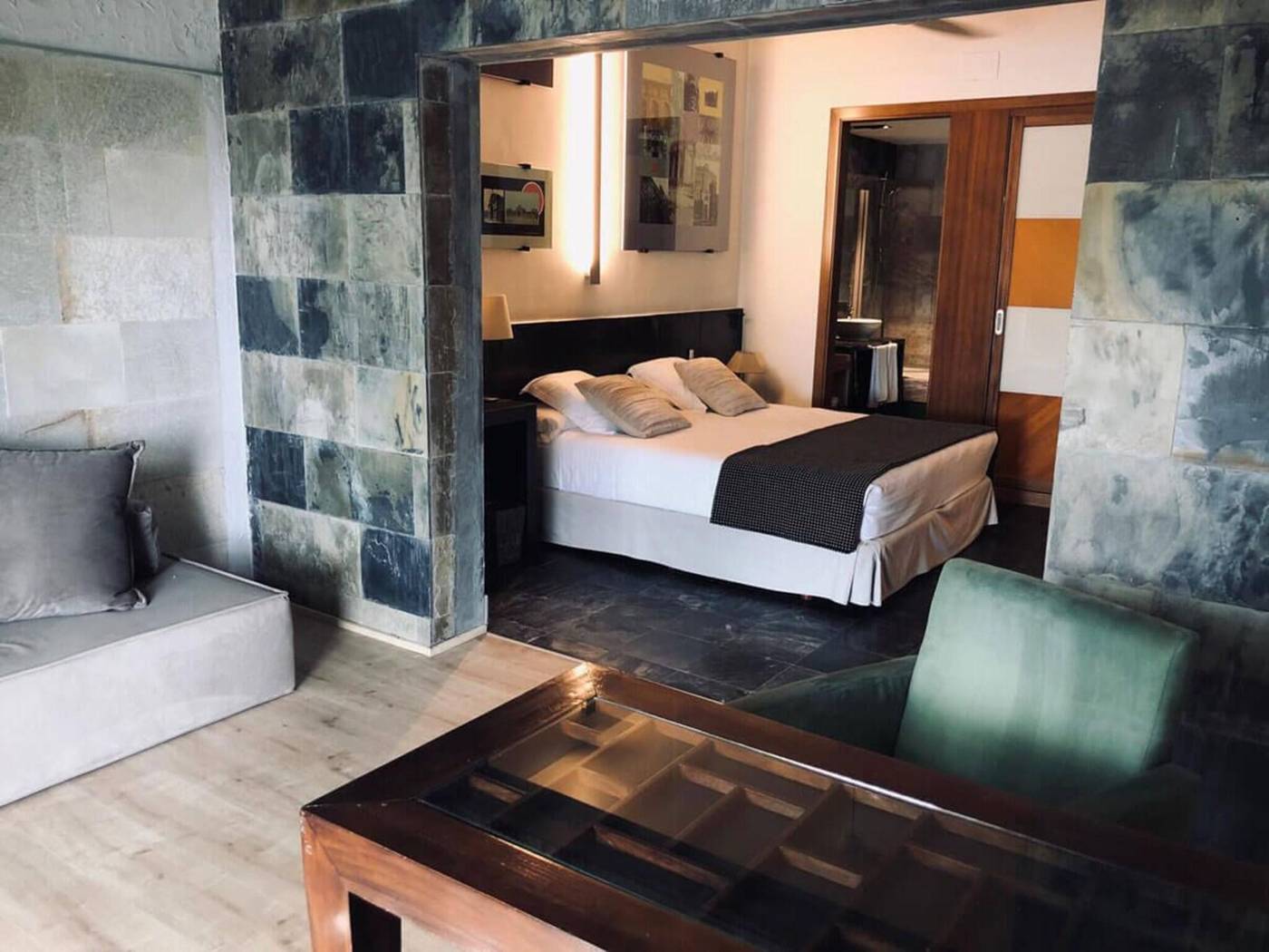 Mas-Passamaner-Room-40