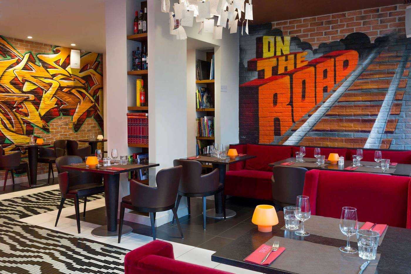 N-vY-Manotel-Restaurant-9