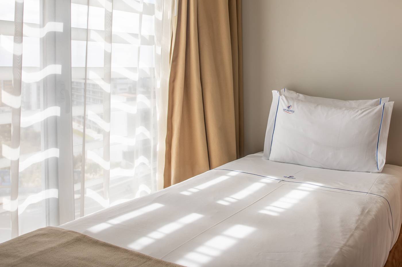 VIP-Executive-Azores-Room-15