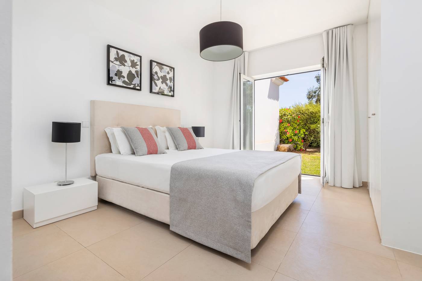 Eden-Villas-and-Apartments-Room-27