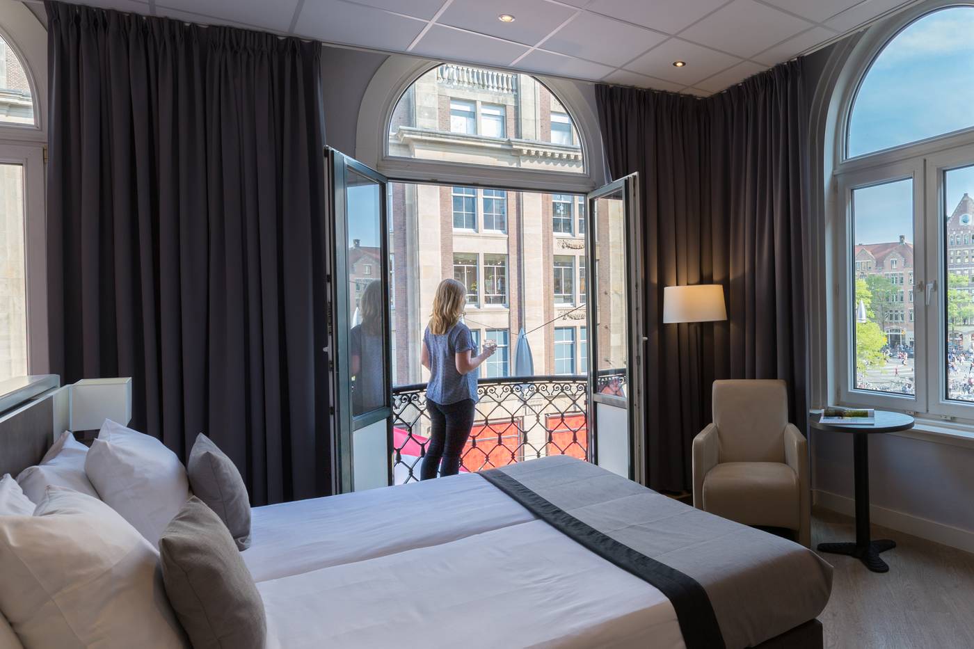 Amsterdam-De-Roode-Leeuw-Room-7