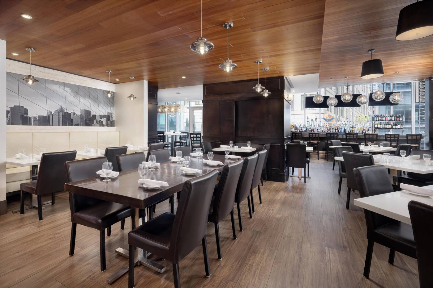 Hilton-Garden-Inn-New-York-Times-Square-Central-Restaurant-41