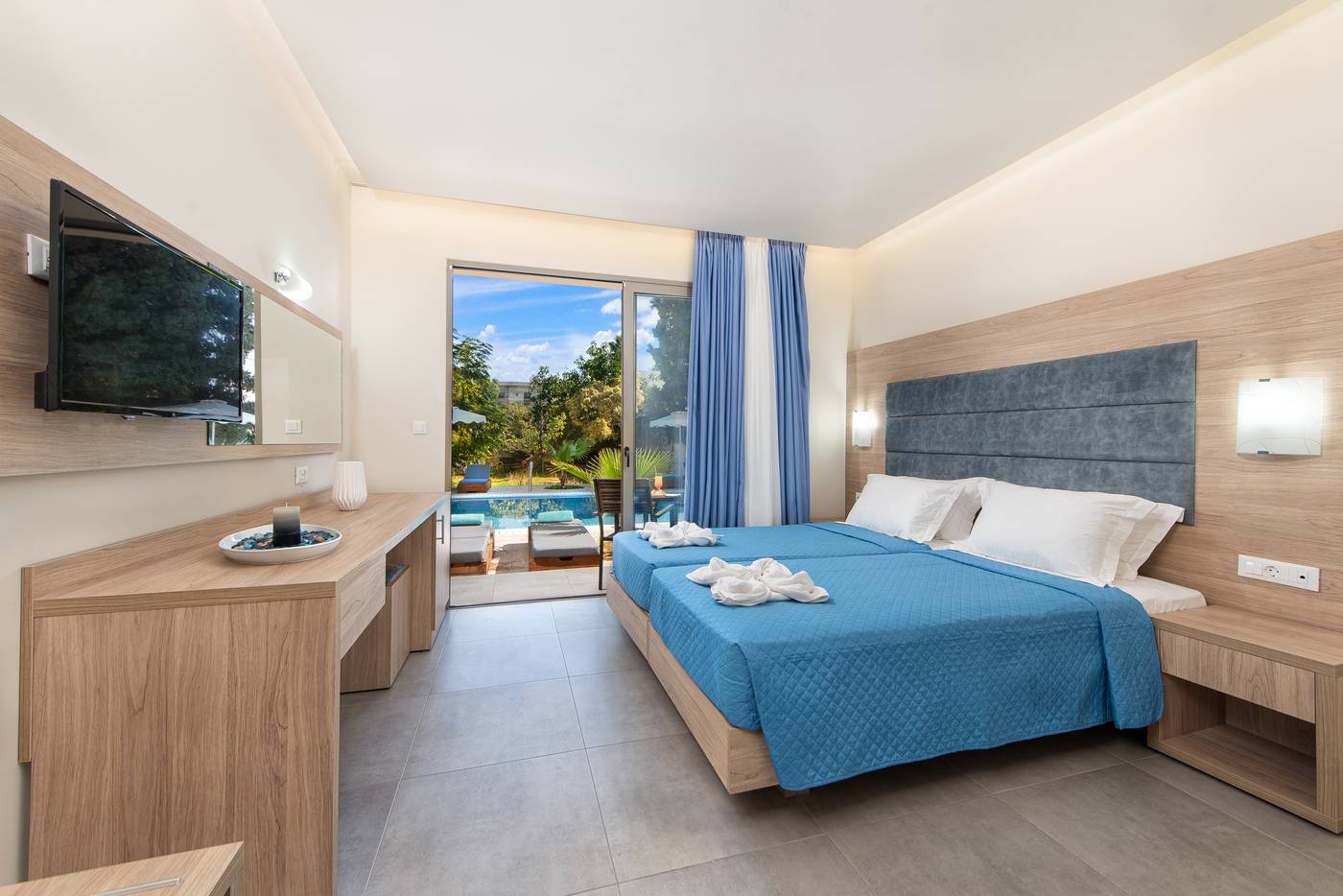 Euroxenia-Marathon-Hotel-Room-11