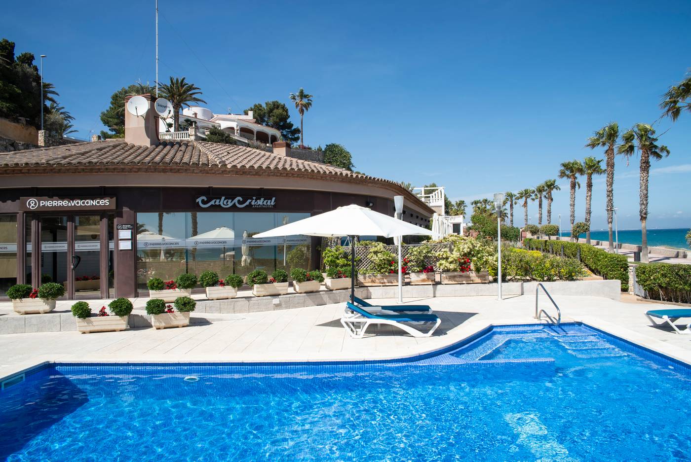 Pierre---Vacances-Cala-Cristal-Beach-Club-Pool-2