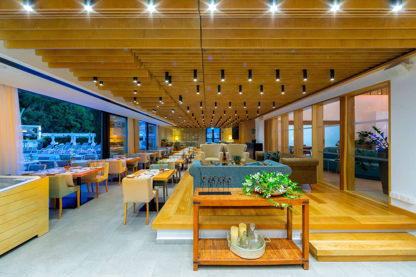 Anemi-Hotel-and-Suites-Restaurant-43