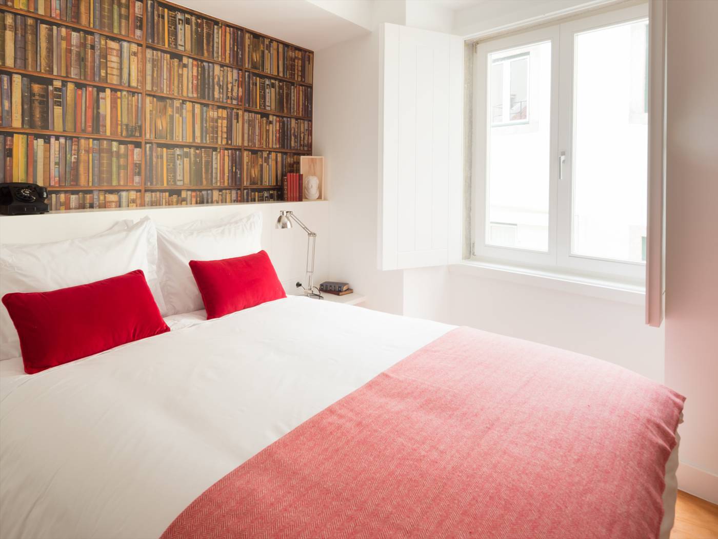 Dear-Lisbon-Charming-House-Room-28