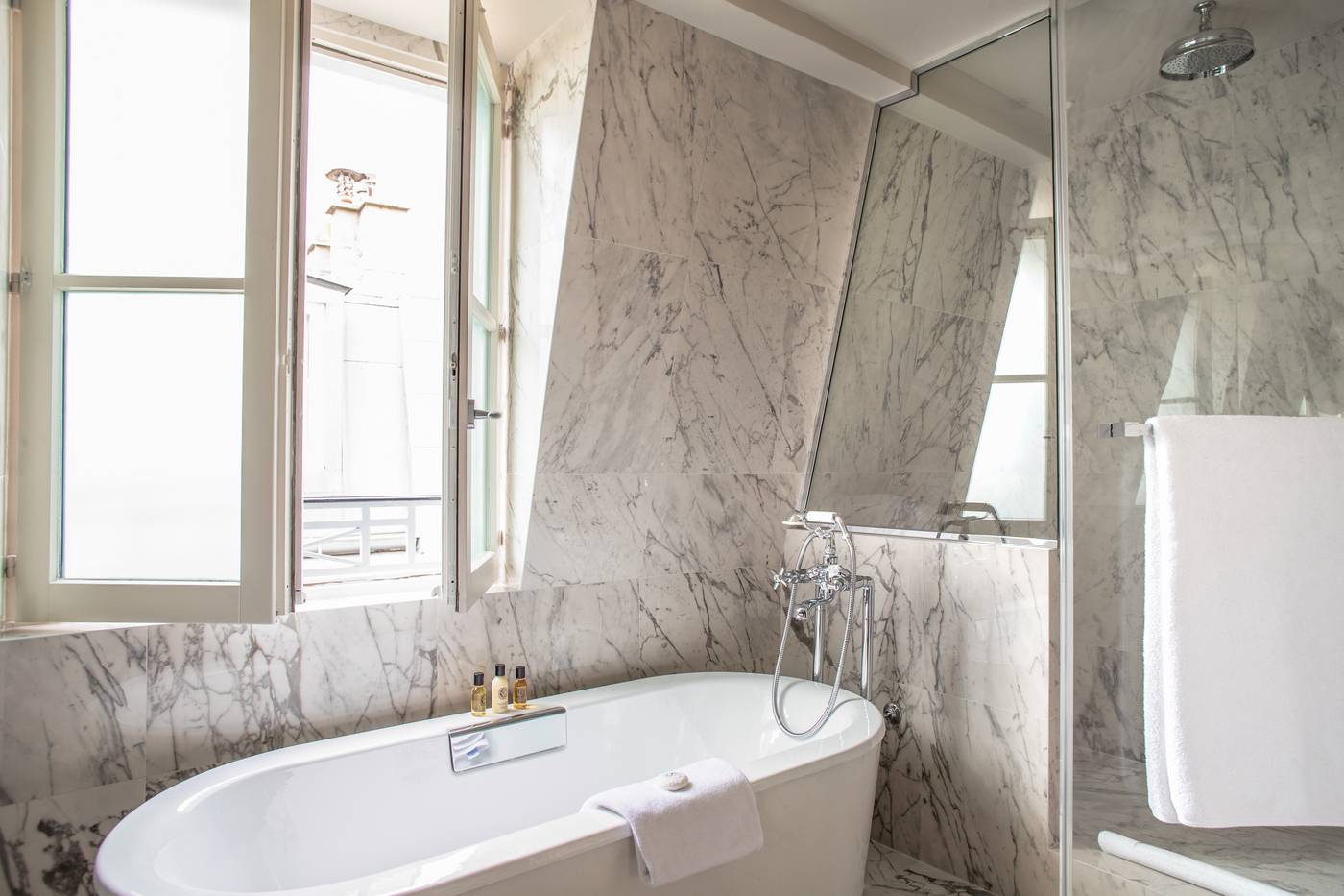 Esprit-Saint-Germain-Room-48