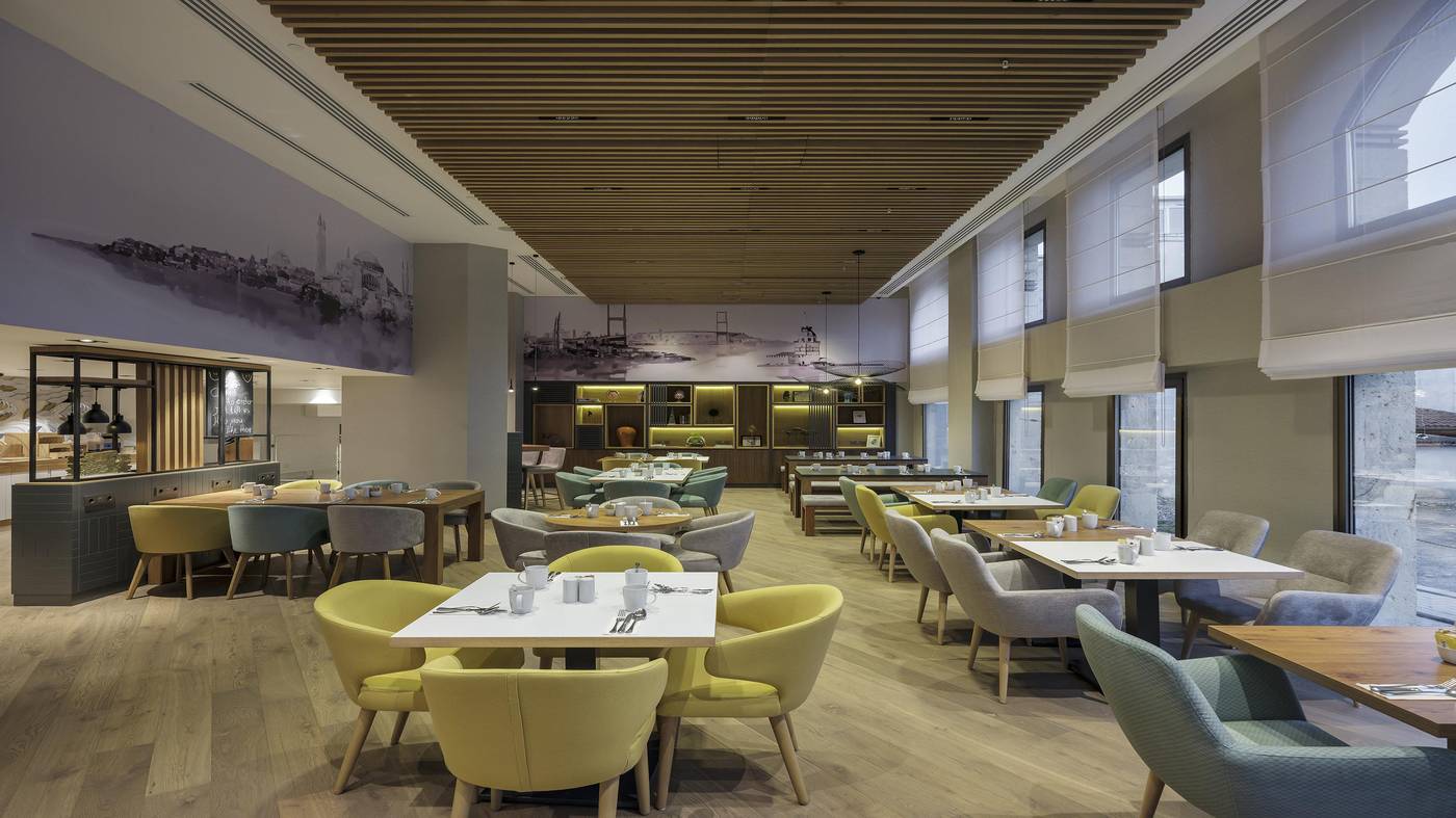 Holiday-Inn-Istanbul-Old-City-Restaurant-38