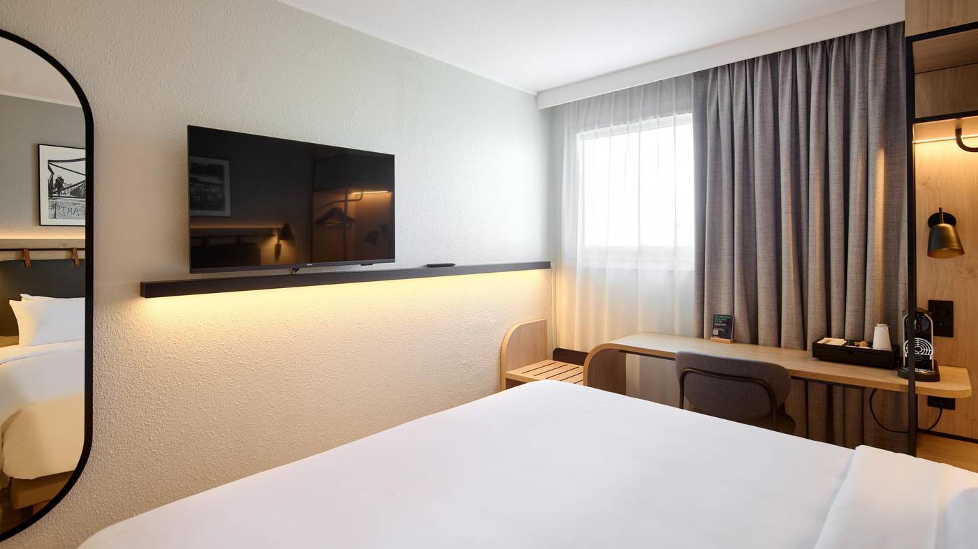 Campanile-Paris-Ouest---Nanterre---La-Defense-Room-19