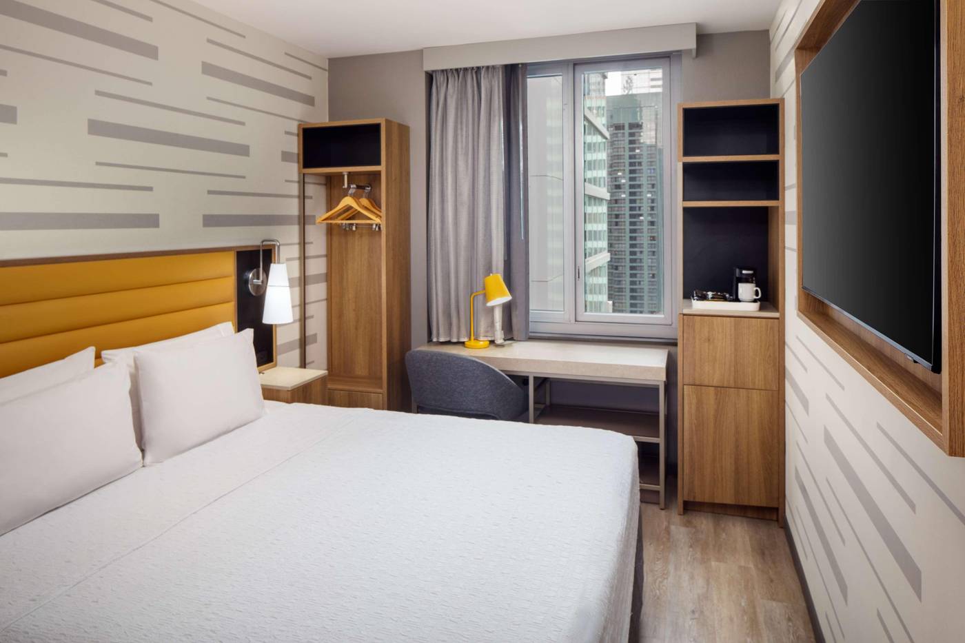 Home2-Suites-By-Hilton-New-York-Times-Square-Room-13