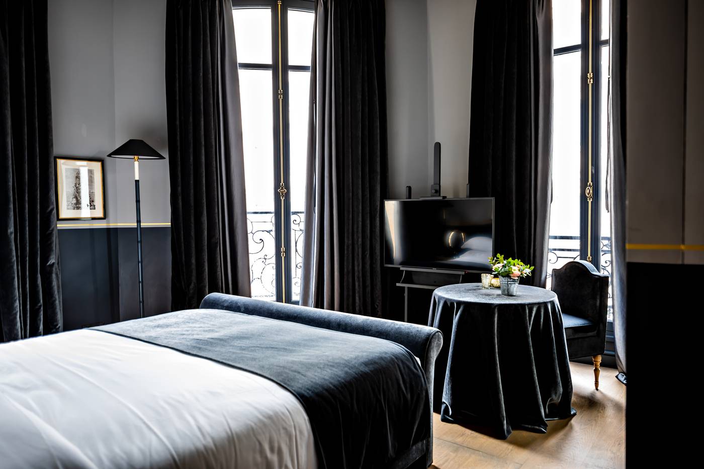 Monsieur-George-Hotel---Spa-Room-5