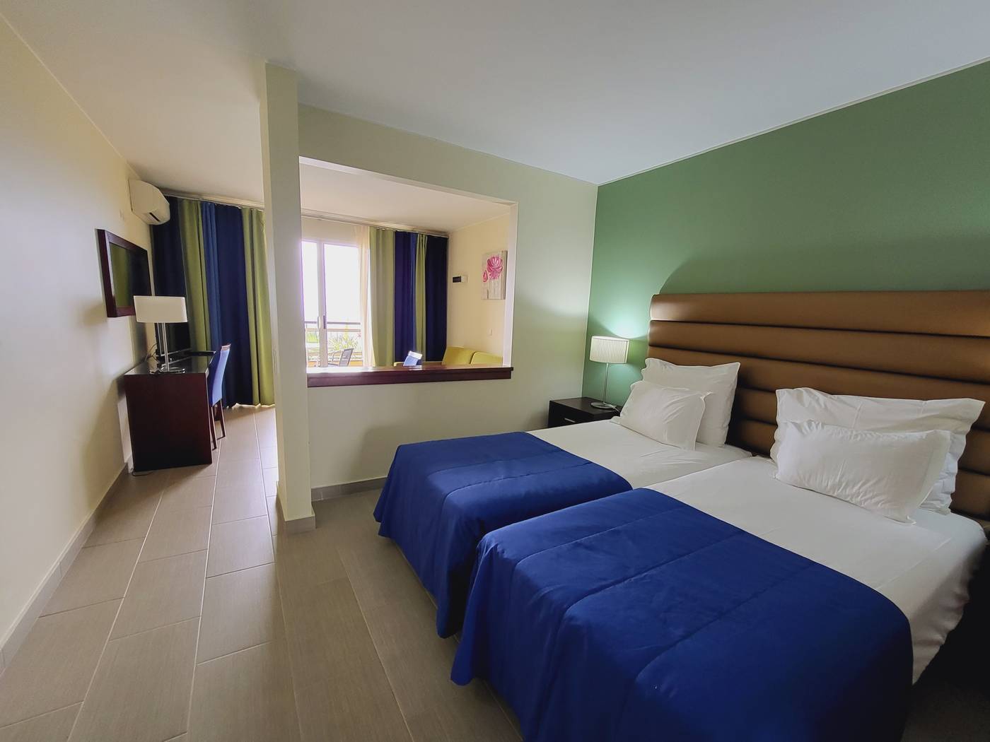 Hotel-Cais-da-Oliveira-Room-27