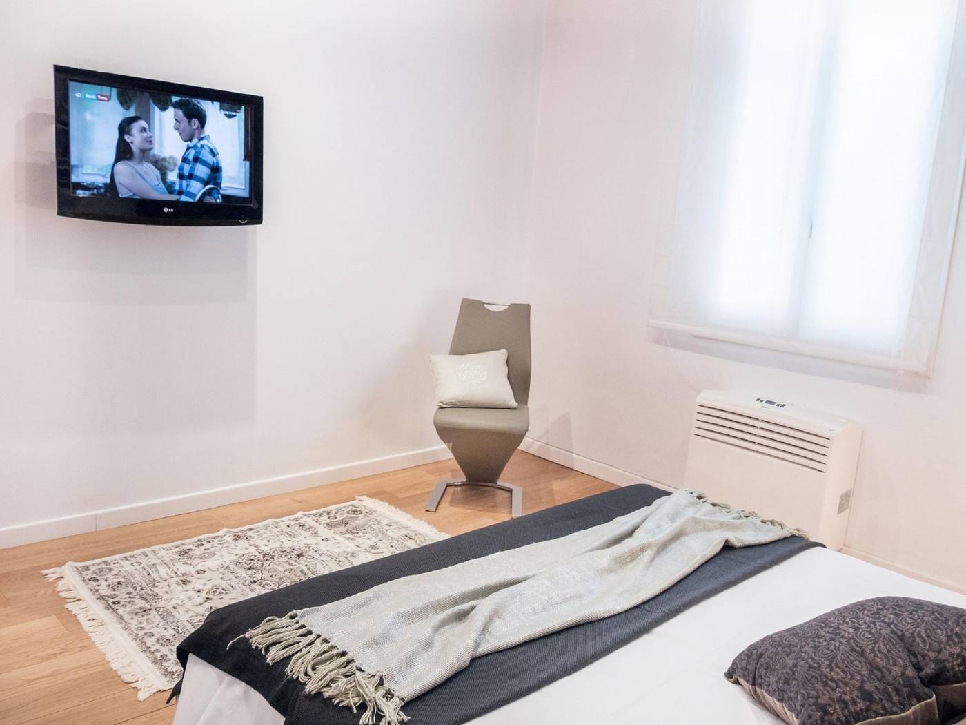 San-Polo-Design-Apartments-Room-53