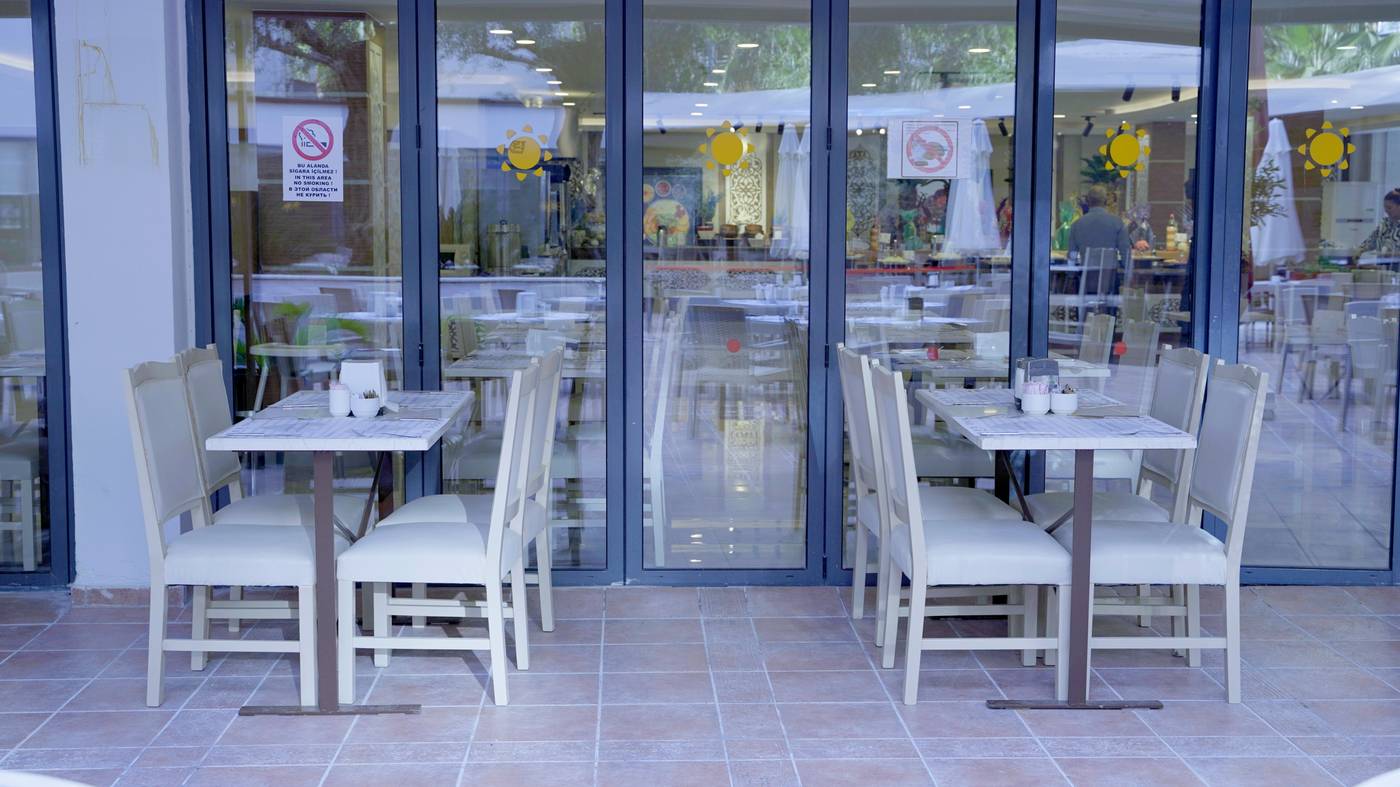 Club-Aqua-Plaza-Restaurant-60