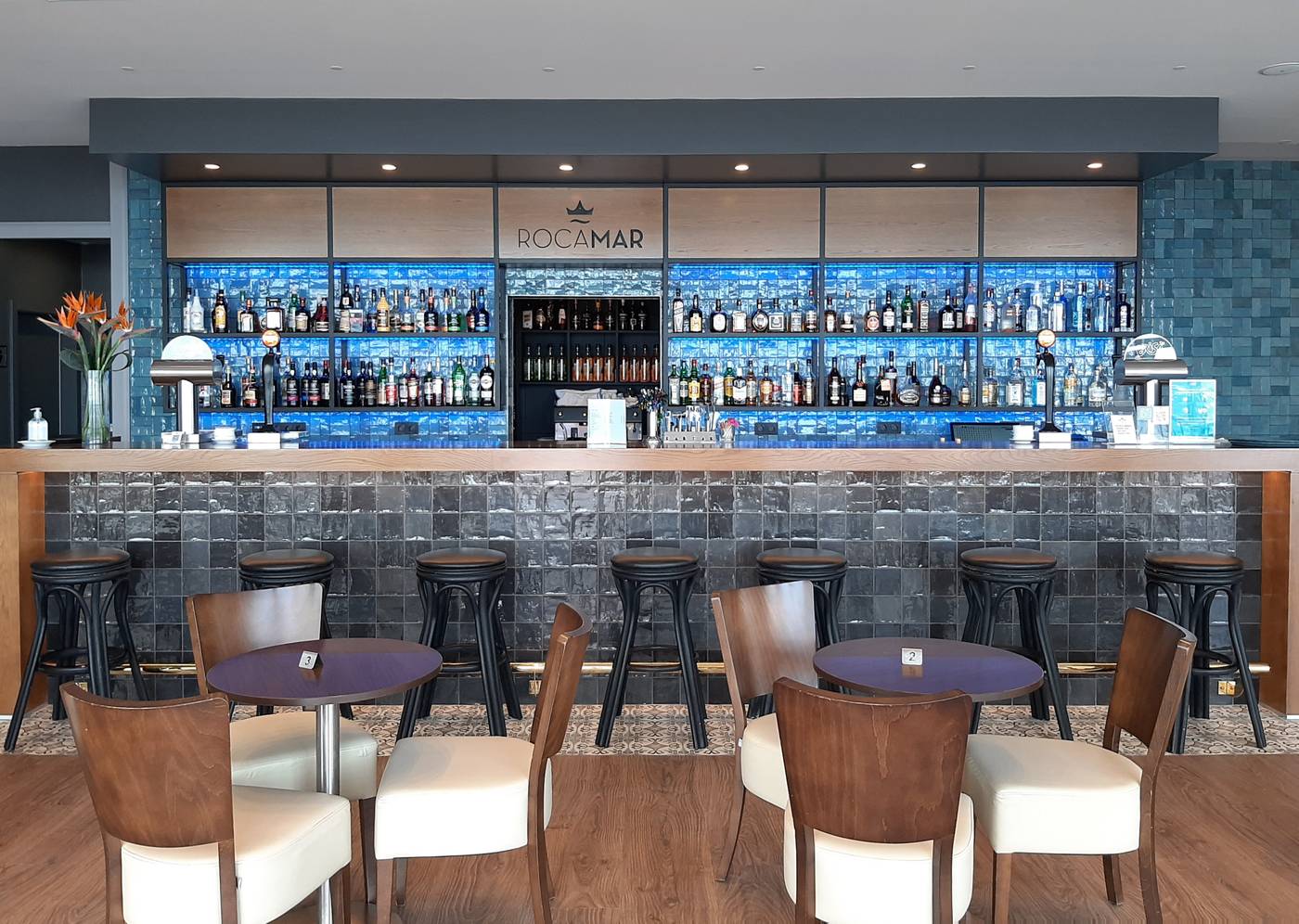 Hotel-Cais-da-Oliveira-Bar-44