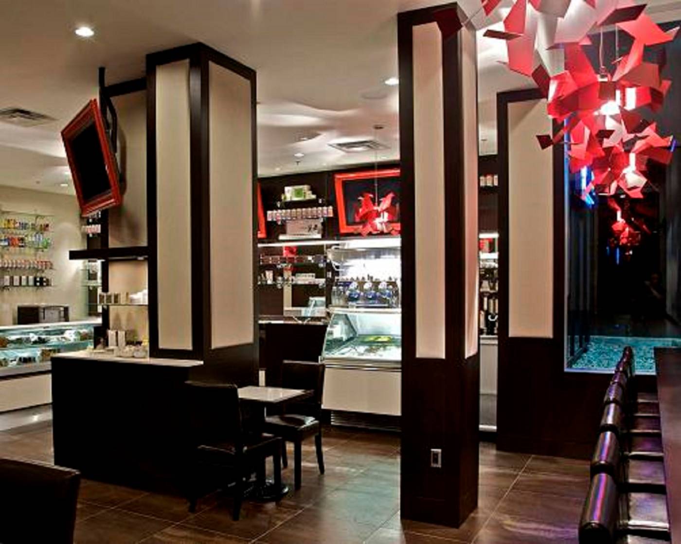 Century-Plaza-Hotel---Spa-Vancouver-Restaurant-20