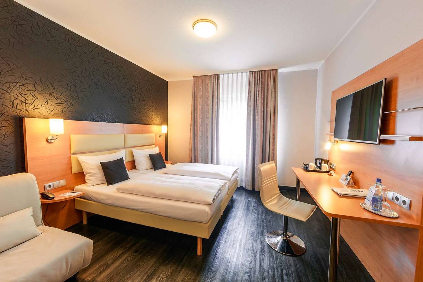 Best Western Plaza Hotel Stuttgart-Filderstadt-Germany-Filderstadt-Room-4