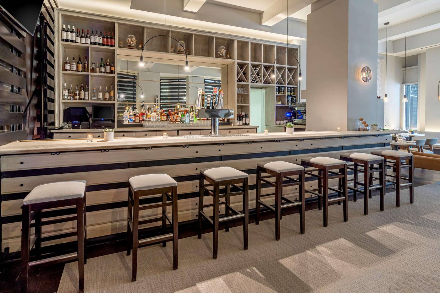 Hilton-New-York-Fashion-District-Bar-10