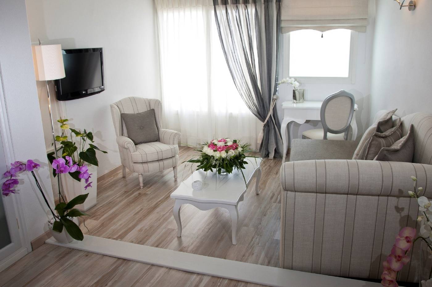 Delfini-Villas-Room-12