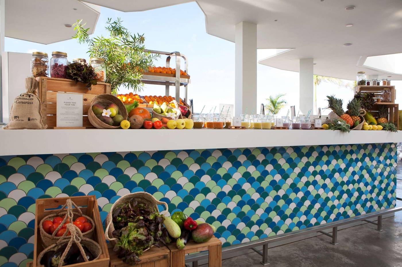 Royal-Hideaway-Corales-Beach---Adults-Only--part-of-Barcel---Hotel-Group-Bar-45