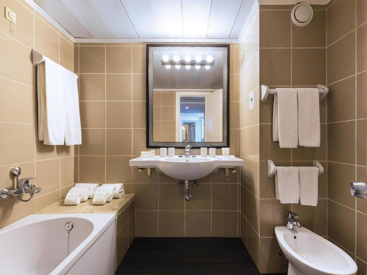 Dom-Pedro-Vilamoura-Room-30