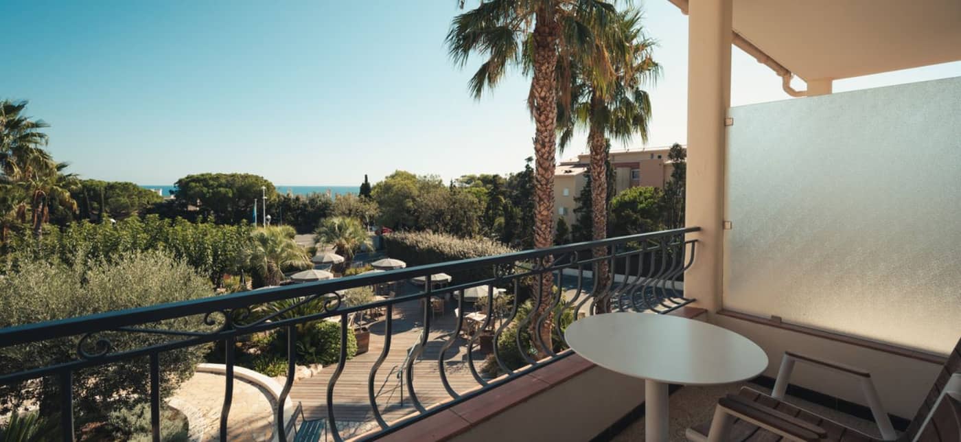 Hotel-Le-Catalogne-Room-45