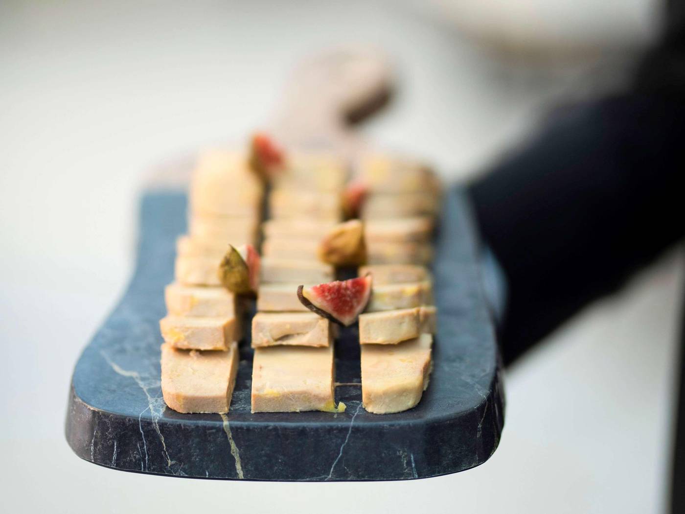 Sofitel-Dubai-Jumeirah-Beach-Restaurant-21