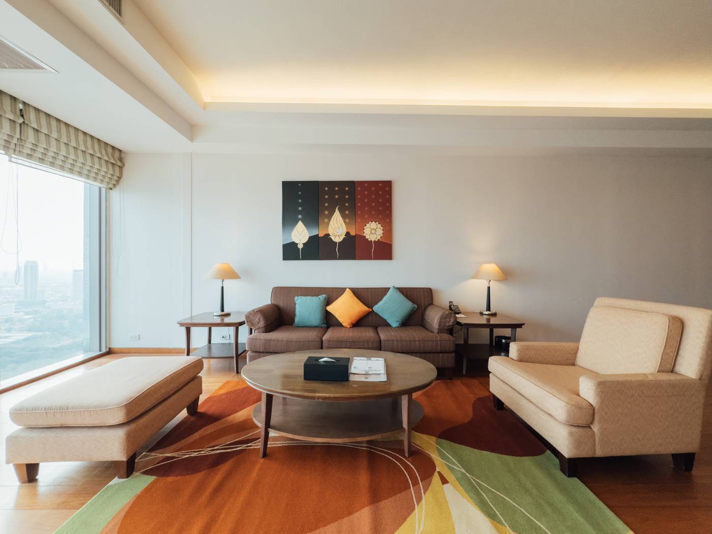 Column-Bangkok-Room-48