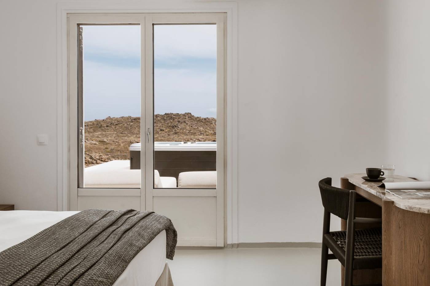 Casa-Del-Mar-Mykonos-Seaside-Resort-Room-22