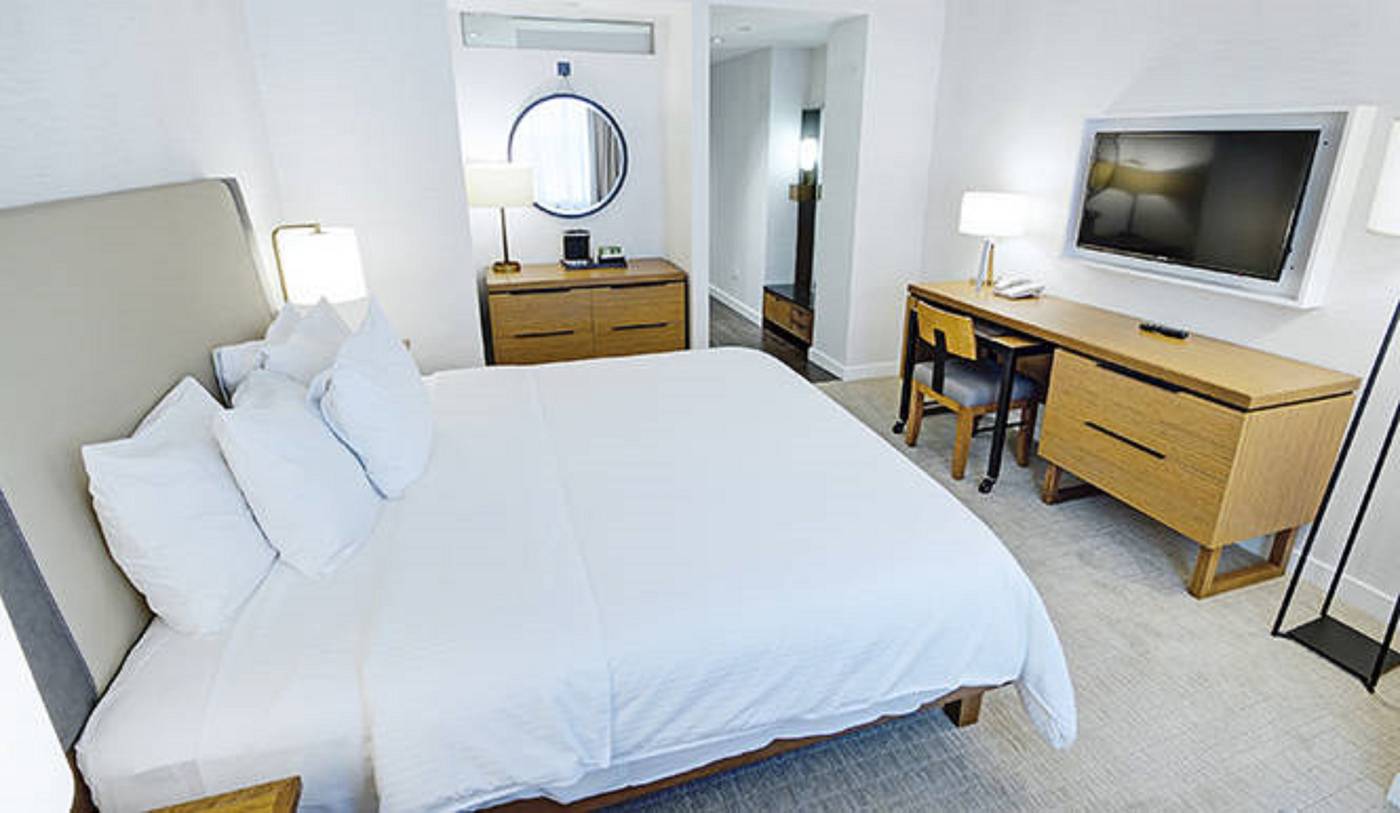 Club-Wyndham-Midtown-45-Room-5