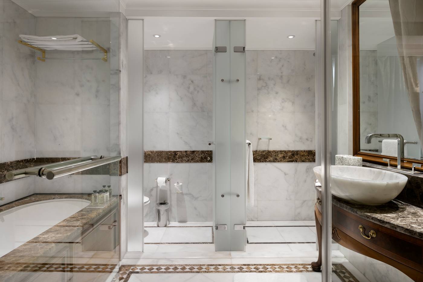 Mardan-Palace-Room-83