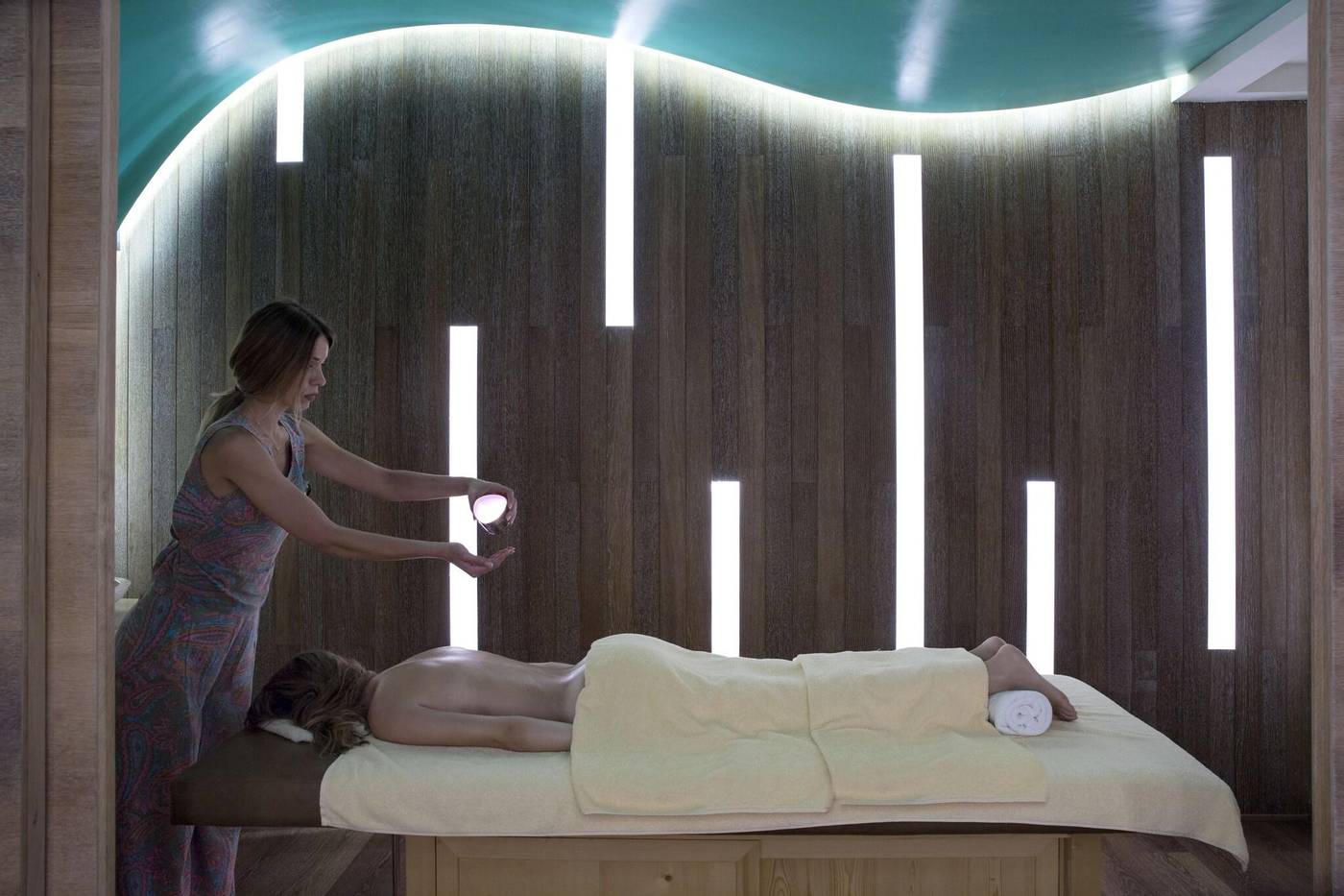 Thalassa-Beach-Resort-Sports-and-Entertainment-48