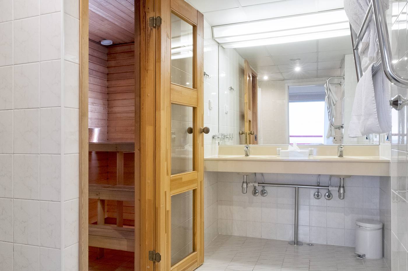 Pirita Beach Hotel & Spa-Estonia-TALLINN-Room-9