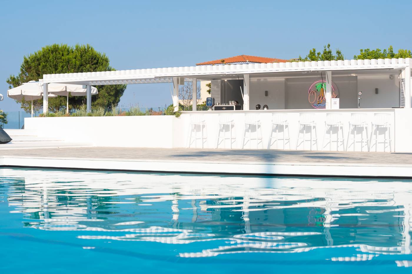 Kassandra-Palace-Seaside-Resort-Bar-11