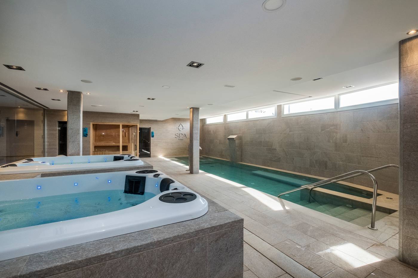 Casas-del-Lago-Hotel---Beach-Club-Sports-and-Entertainment-45