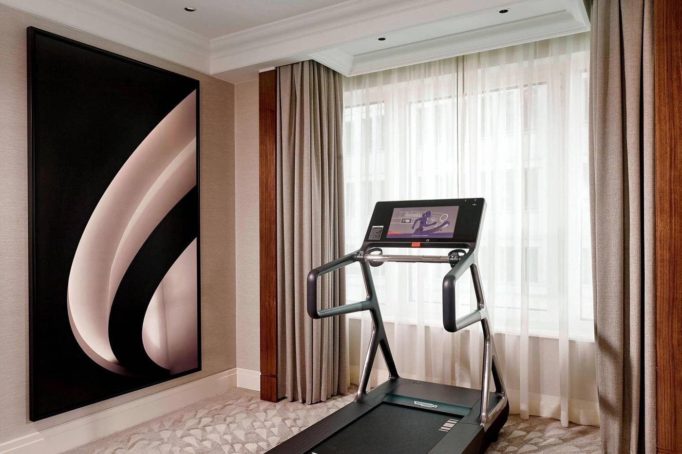 Ritz-Carlton-Berlin-Sports-and-Entertainment-80