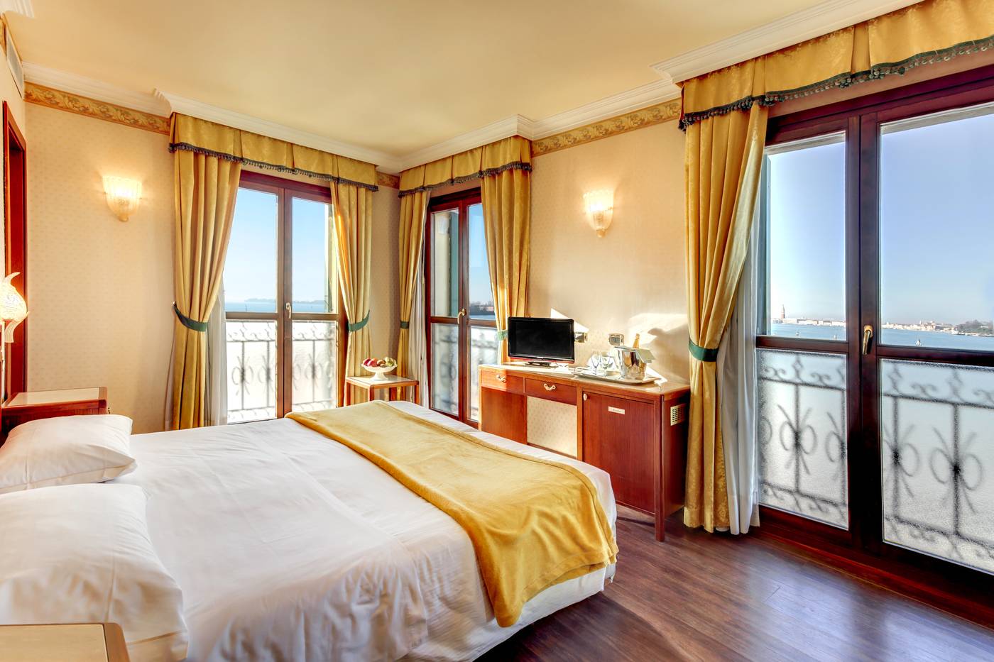 Hotel-Panorama-Room-18